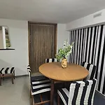 Terry House Casa de Férias